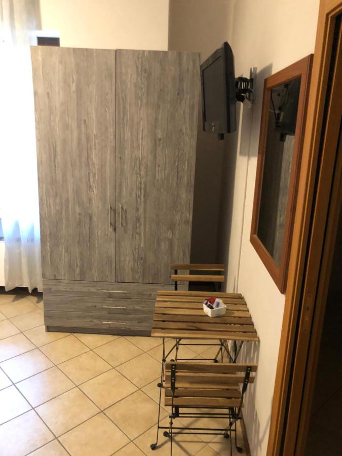 ホテル Il Gatto E La Volpe アヴィリアーナ エクステリア 写真